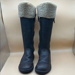 UGG Australia Locarno Boots size 8